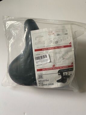 Oversized Bike Seat Compatible with Peloton Extra Wide Comfort Bike New NWT